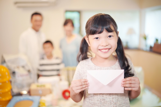 子供への手紙を8歳の子に書く 生まれた時の様子 どんな赤ちゃんだったかの例文